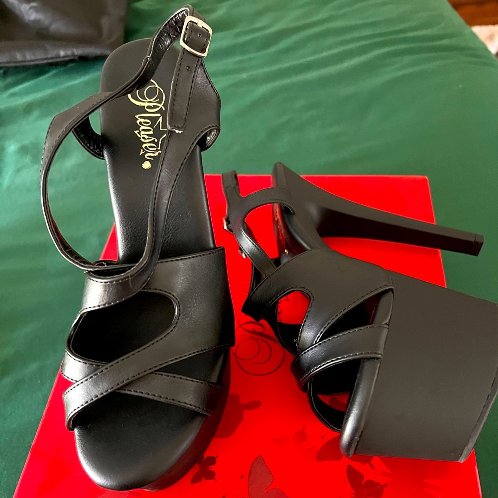 Brand new black flax leather/black matted pleaser pole dance heel 10